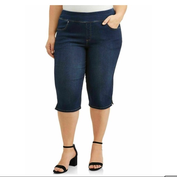 Jack David WOMENS PLUS SIZE CAPRI JEANS - Picture 1 of 4